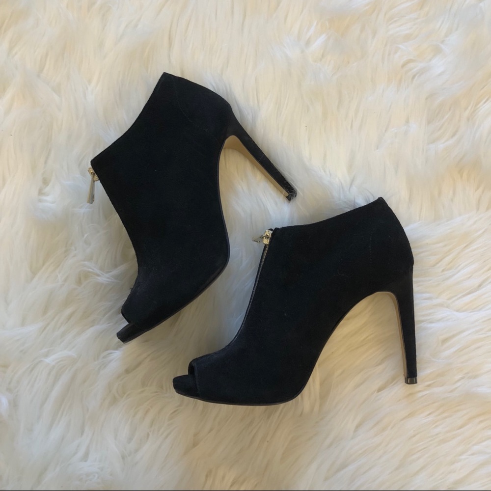 Ann Taylor Heeled Peep Toe Shoes
